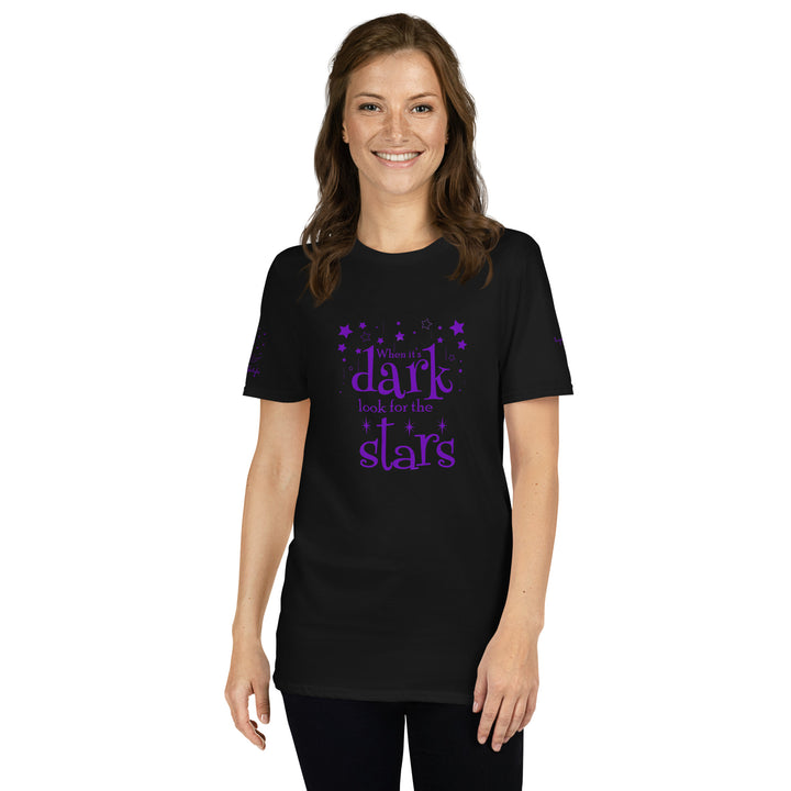 T-Shirt When it's dark look for the stars